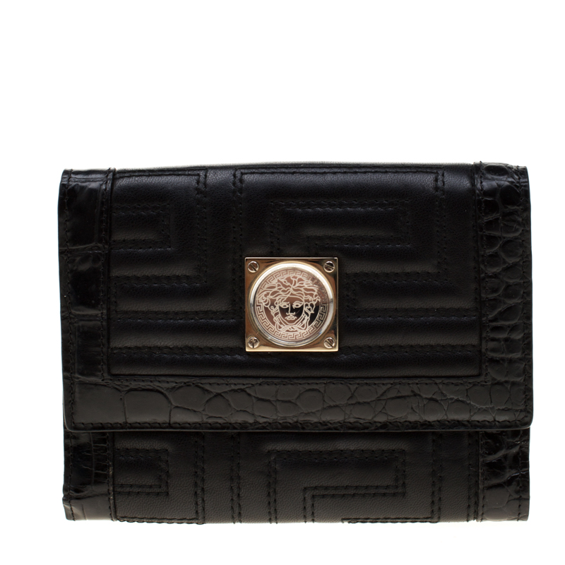 Versace Bifold Wallets For Women | IUCN Water