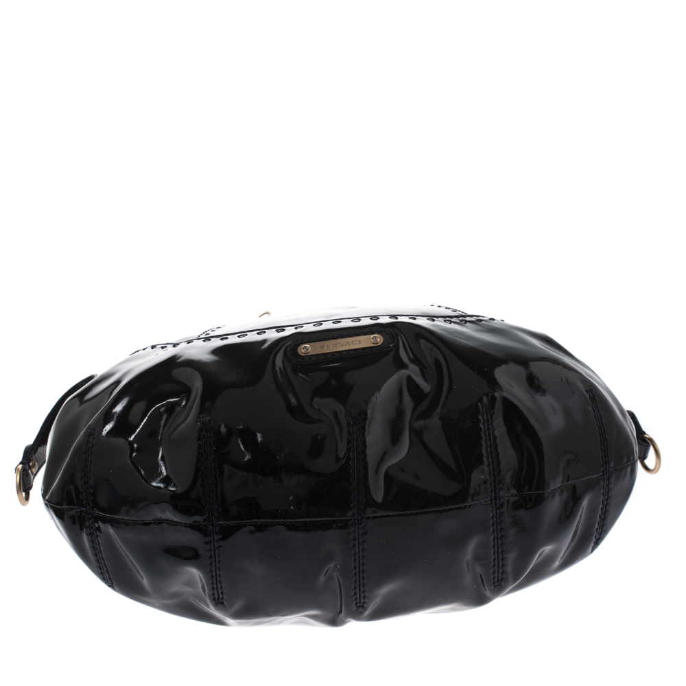 Pre-owned Versace Black Stitches Patent Leather Chain Shoulder Bag