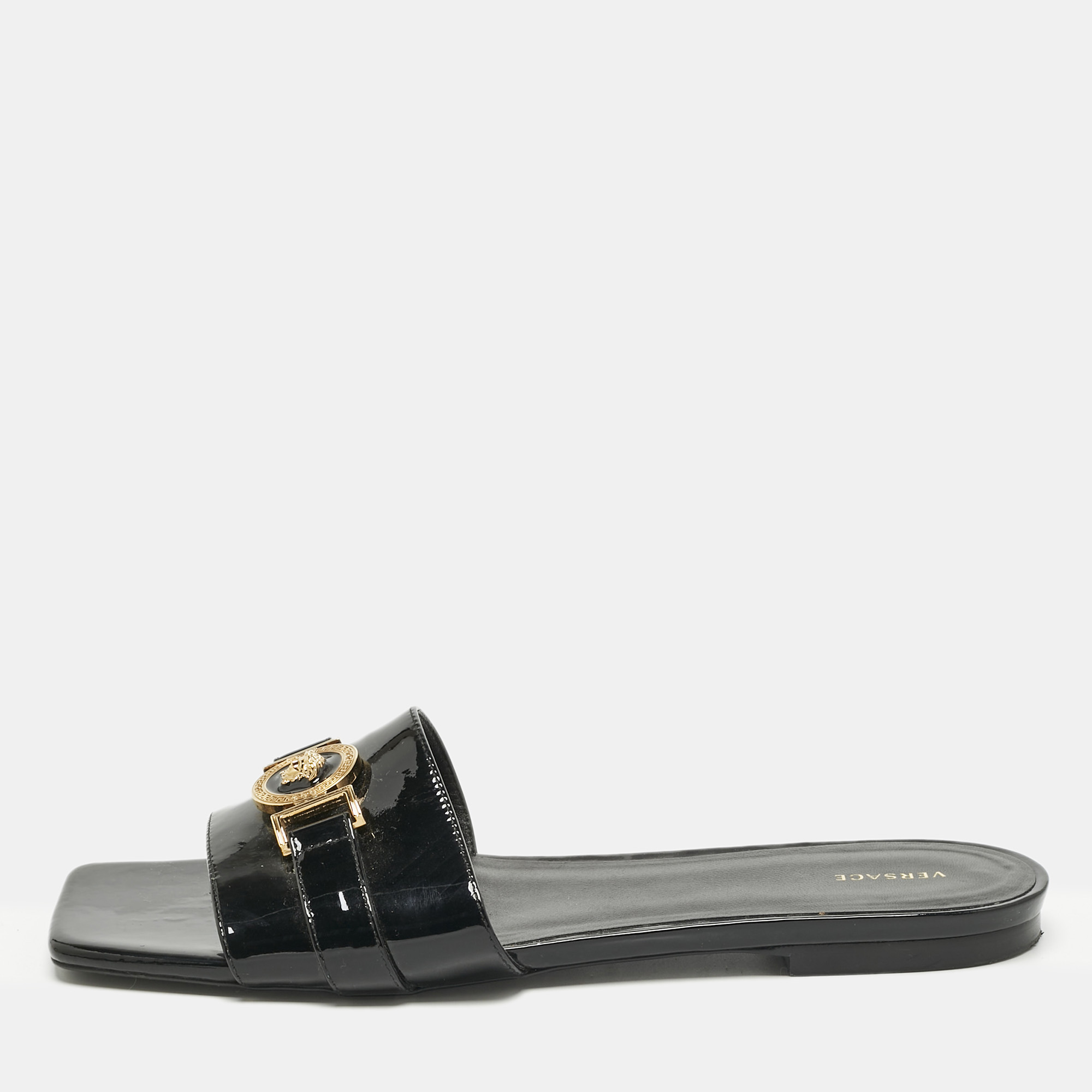 Pre-owned Versace Black Patent Medusa Logo Embellished Flat Slides Size 40