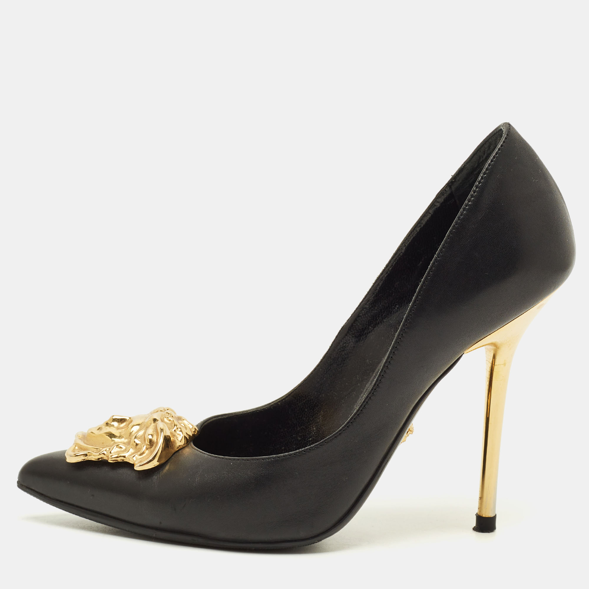 

Versace Medusa Size  Black/Gold Leather Pumps
