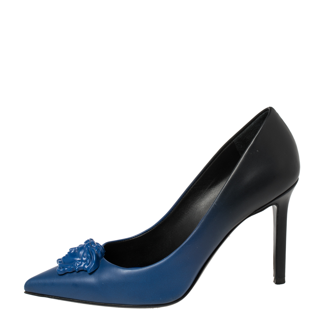 

Versace Blue Leather Medusa Pointed Toe Pumps Size
