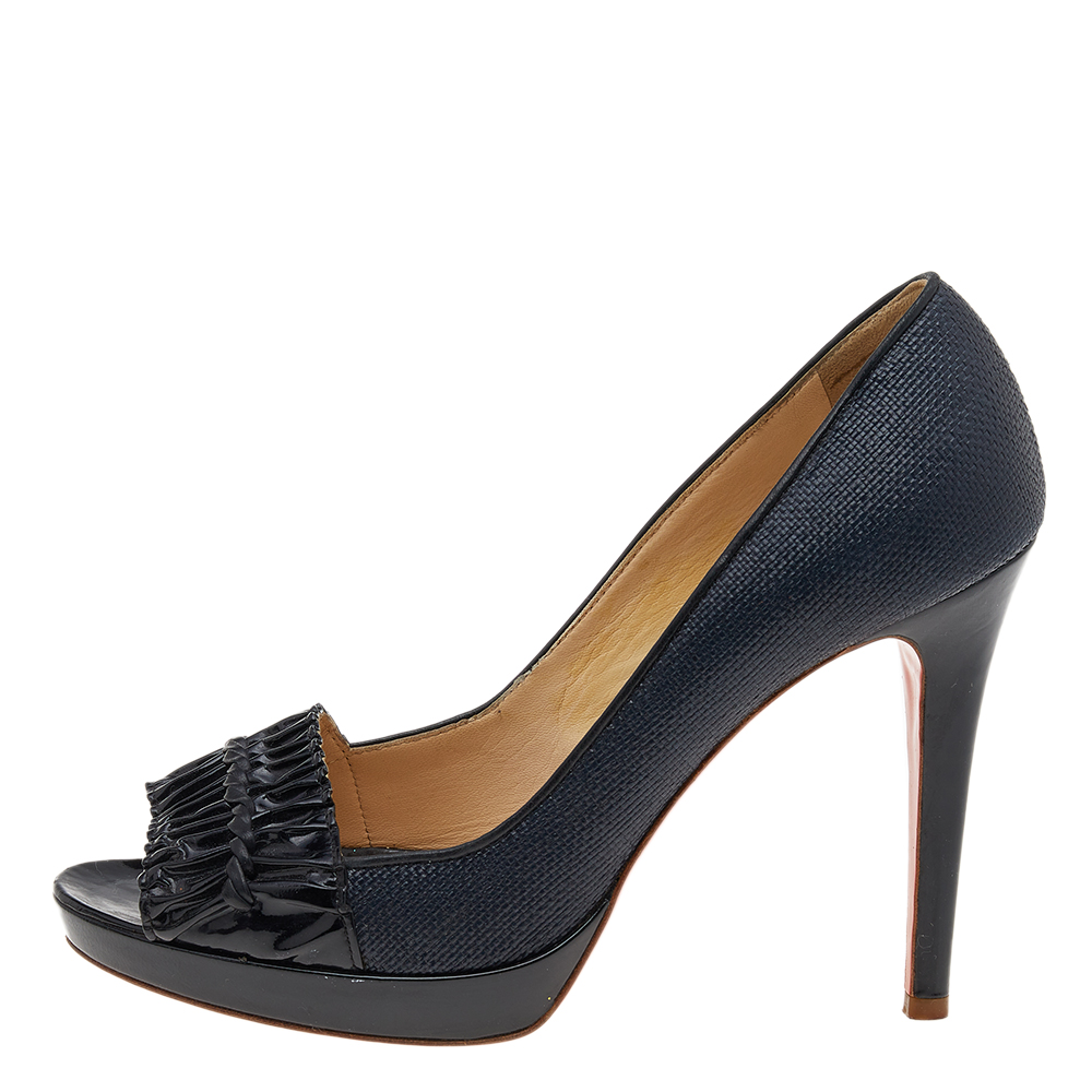 

Versace Navy Blue/Black Raffia And Patent Leather Peep Toe Pumps Size