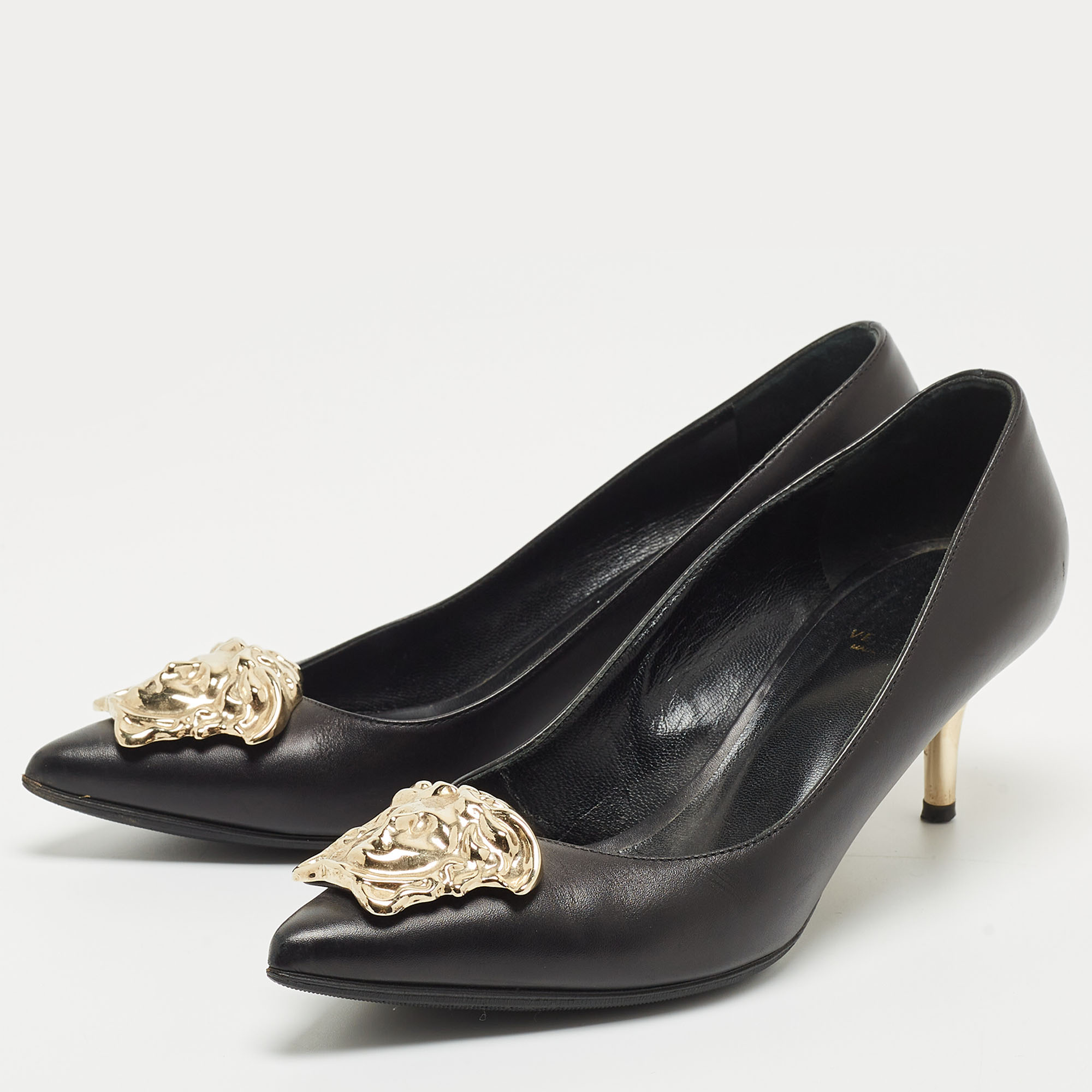 

Versace Black Leather Medusa Pointed Toe Pumps Size