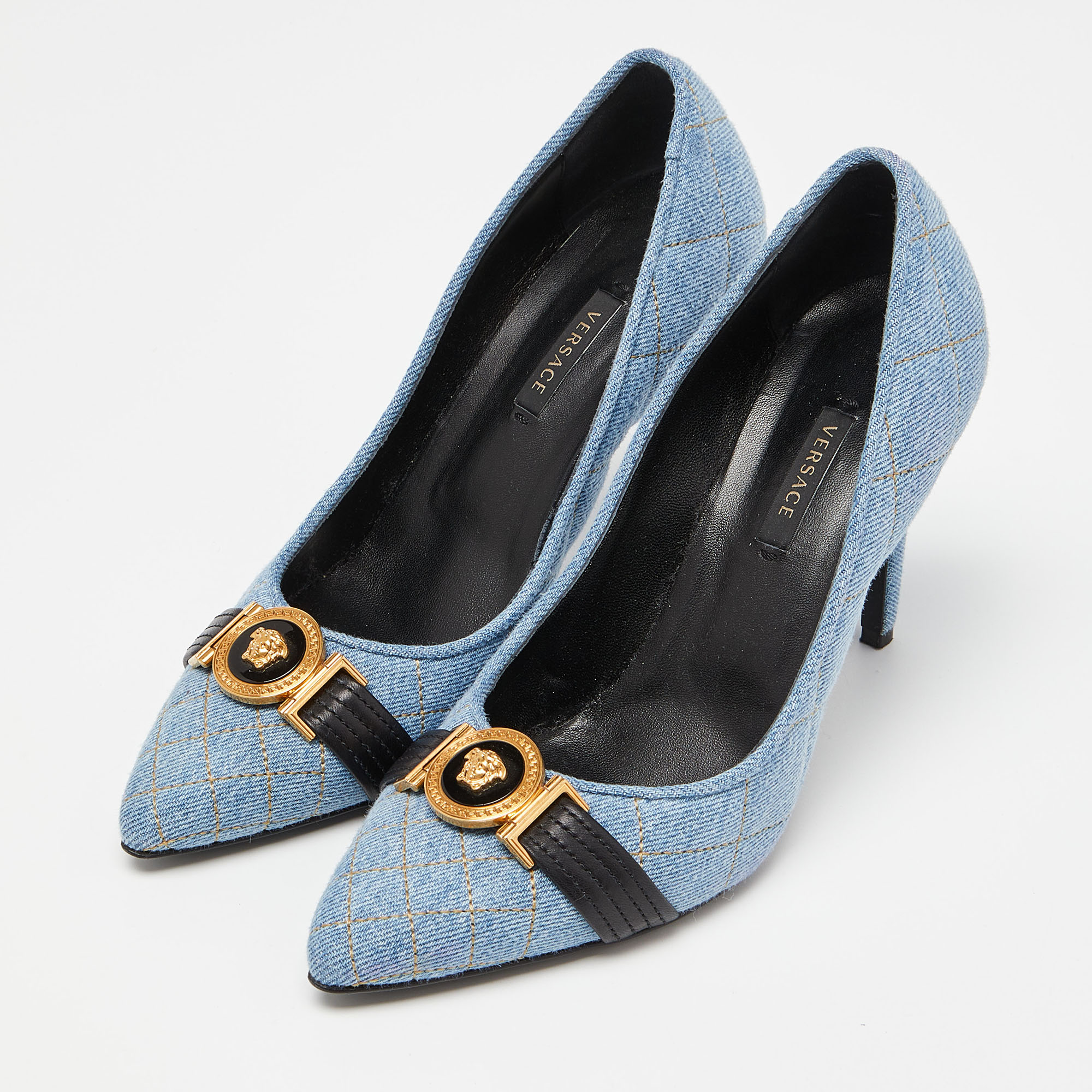 

Versace Blue Denim Pointed Toe Pumps Size
