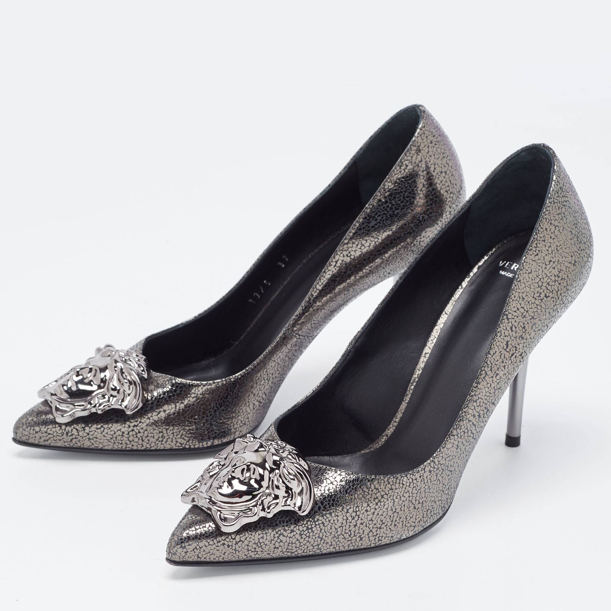 

Versace Dark Grey/Black Leather Medusa Pointed Toe Pumps Size