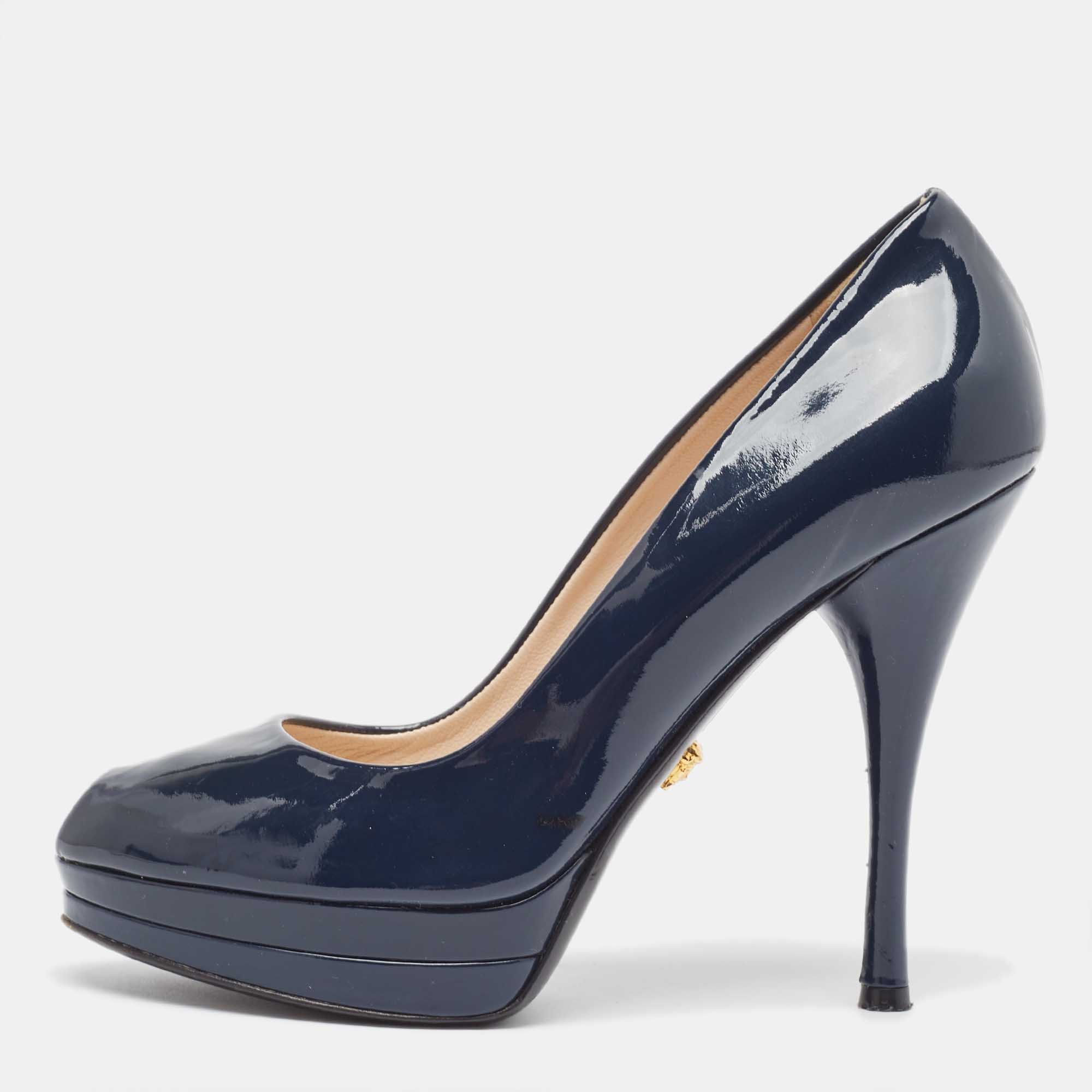 

Versace Black Patent Leather Peep Toe Pumps Size, Navy blue