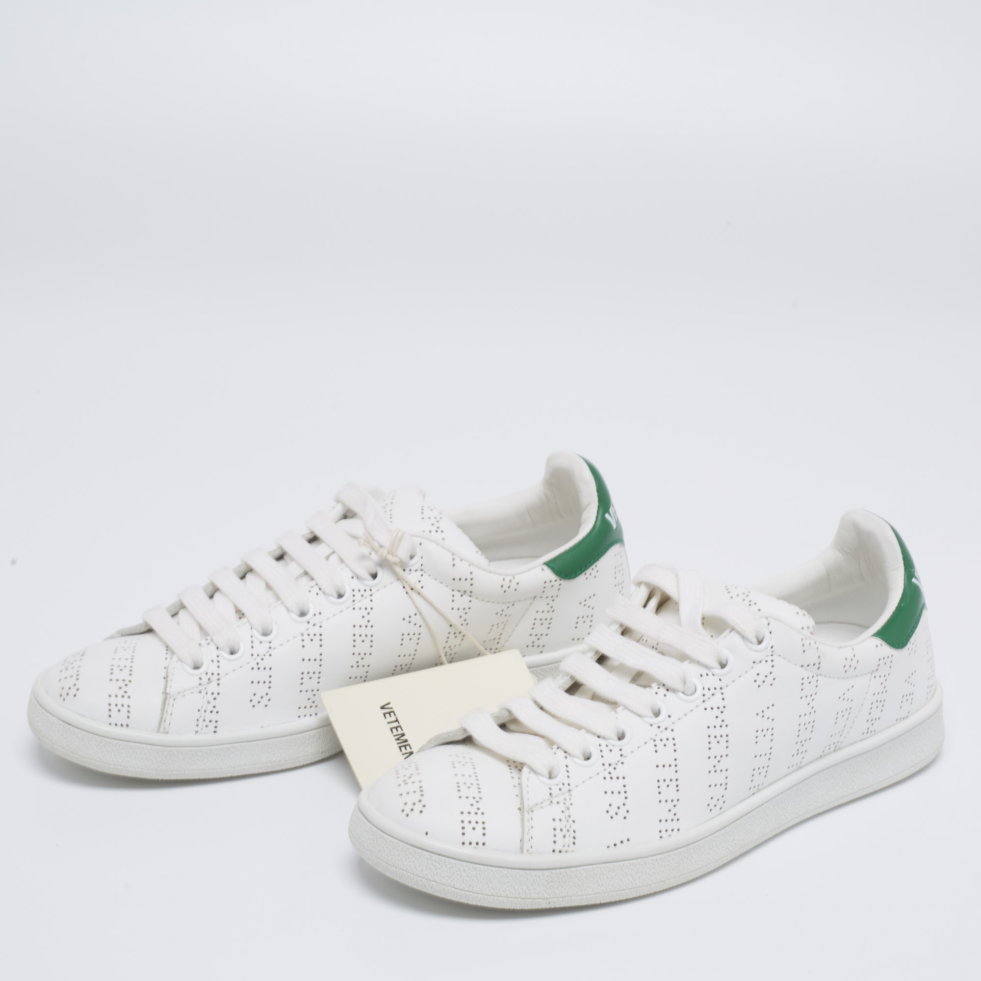 

Vetements White/Green Perforated logo Leather Low-Top Sneakers Size