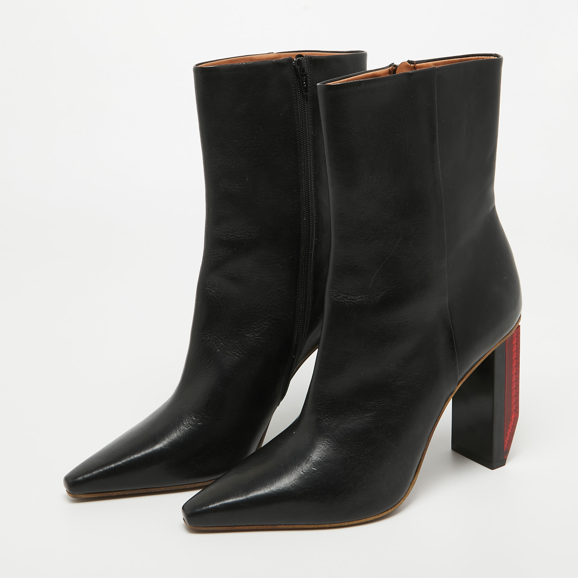 

Vetements Black Leather Ankle Boots Size
