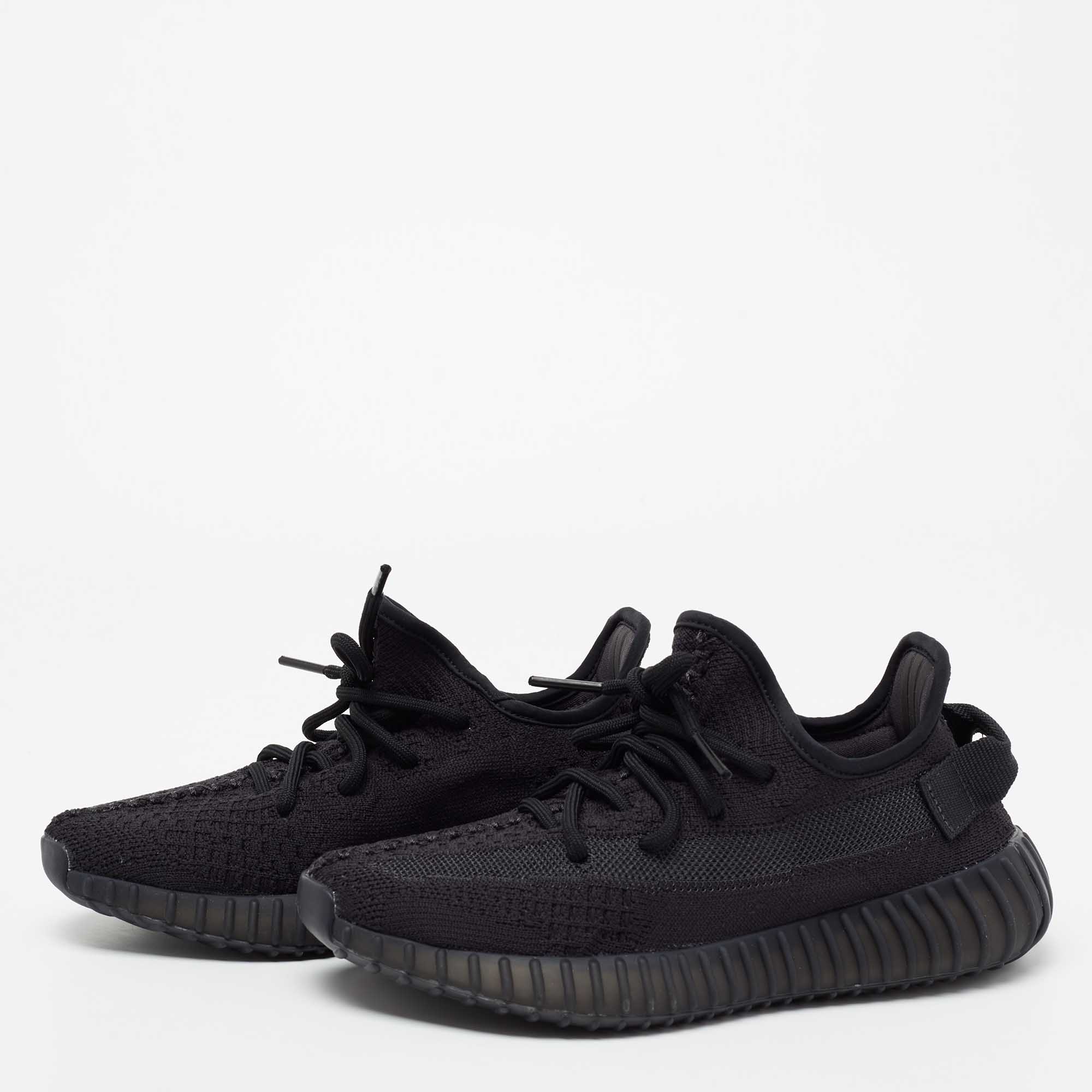 

Adidas Yeezy Black Knit Fabric And Mesh Non-Reflective Sneakers Size