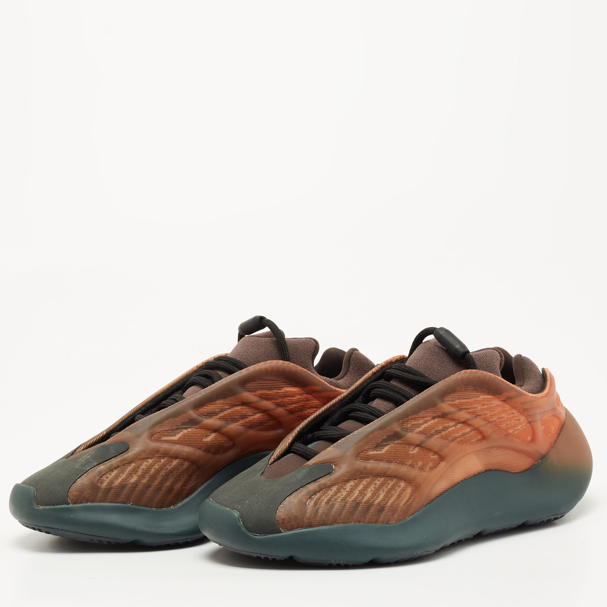 

Yeezy x Adidas Multicolor PVC and Fabric Yeezy 700 V3 Copper Sneakers Size