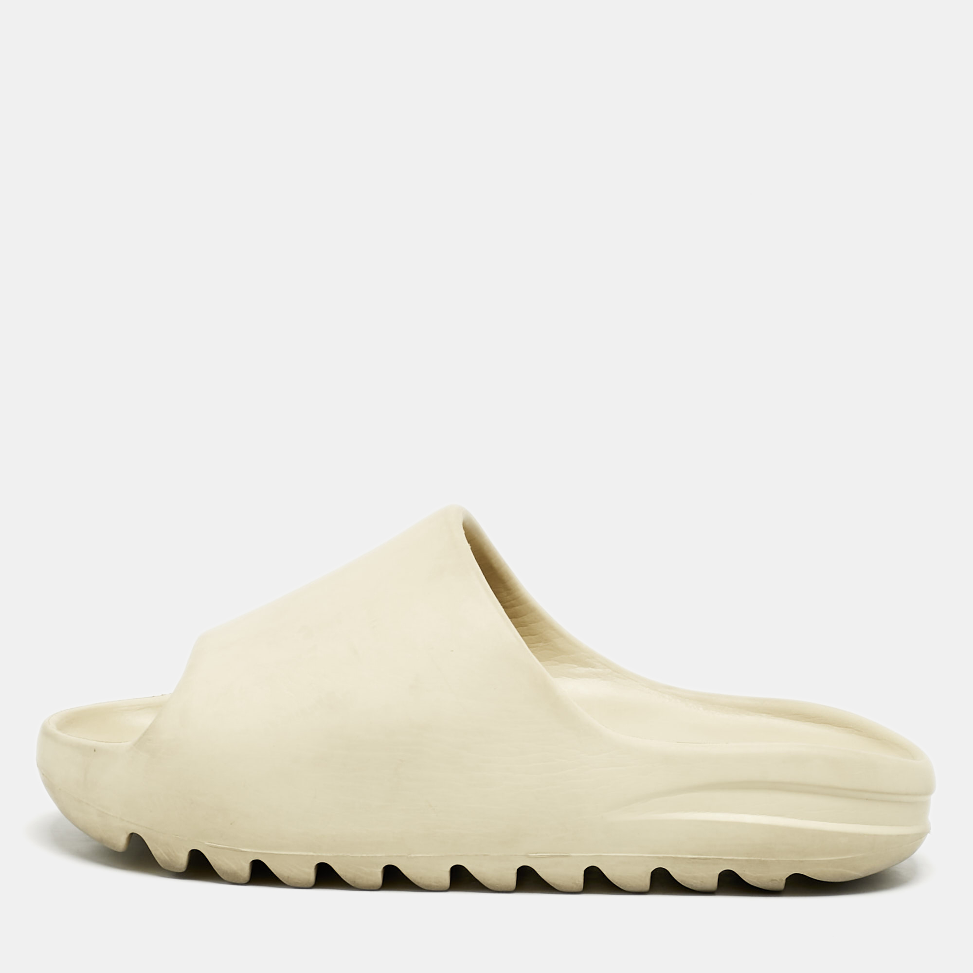 

Yeezy x Adidas Cream Rubber Resin Sandals Size 36.5