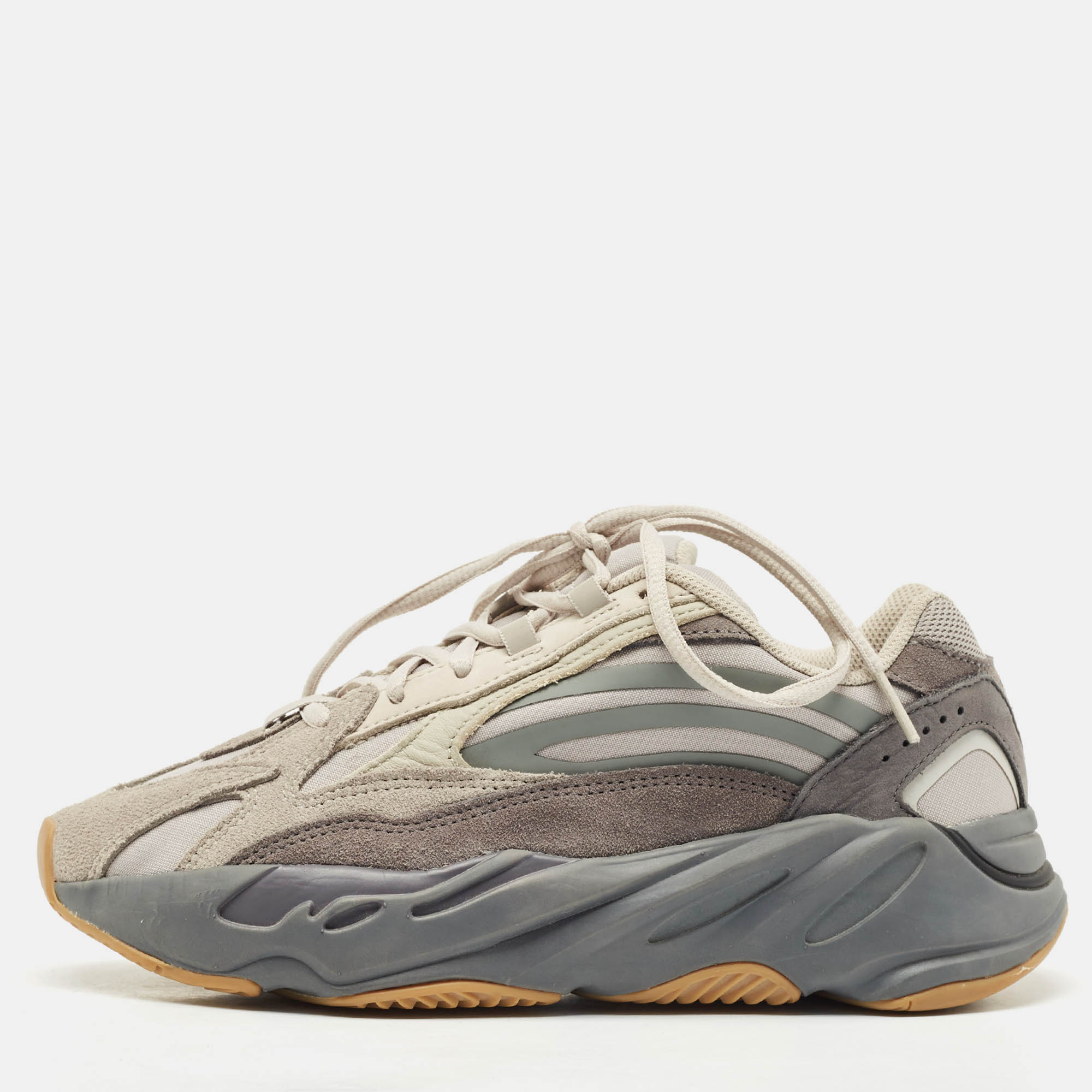 

Yeezy x Adidas Grey Suede and Canvas Boost 700 V2 Tephra Sneakers Size 38