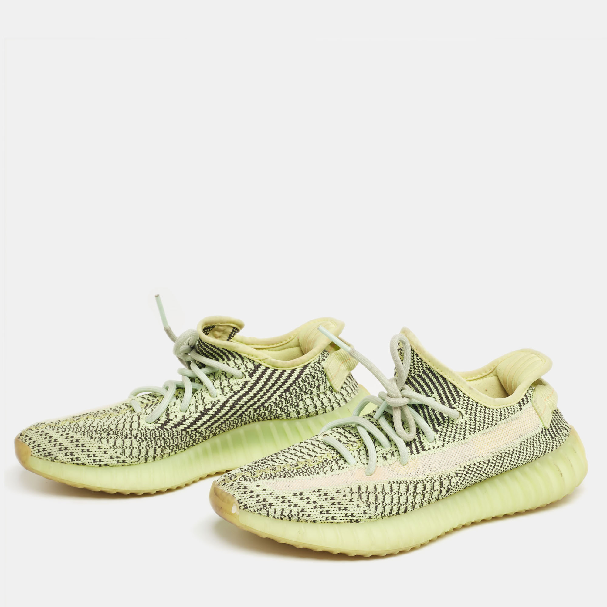 

Yeezy x Adidas Green Knit Fabric Boost 350 V2 Yeezreel (non reflective) Sneakers Size