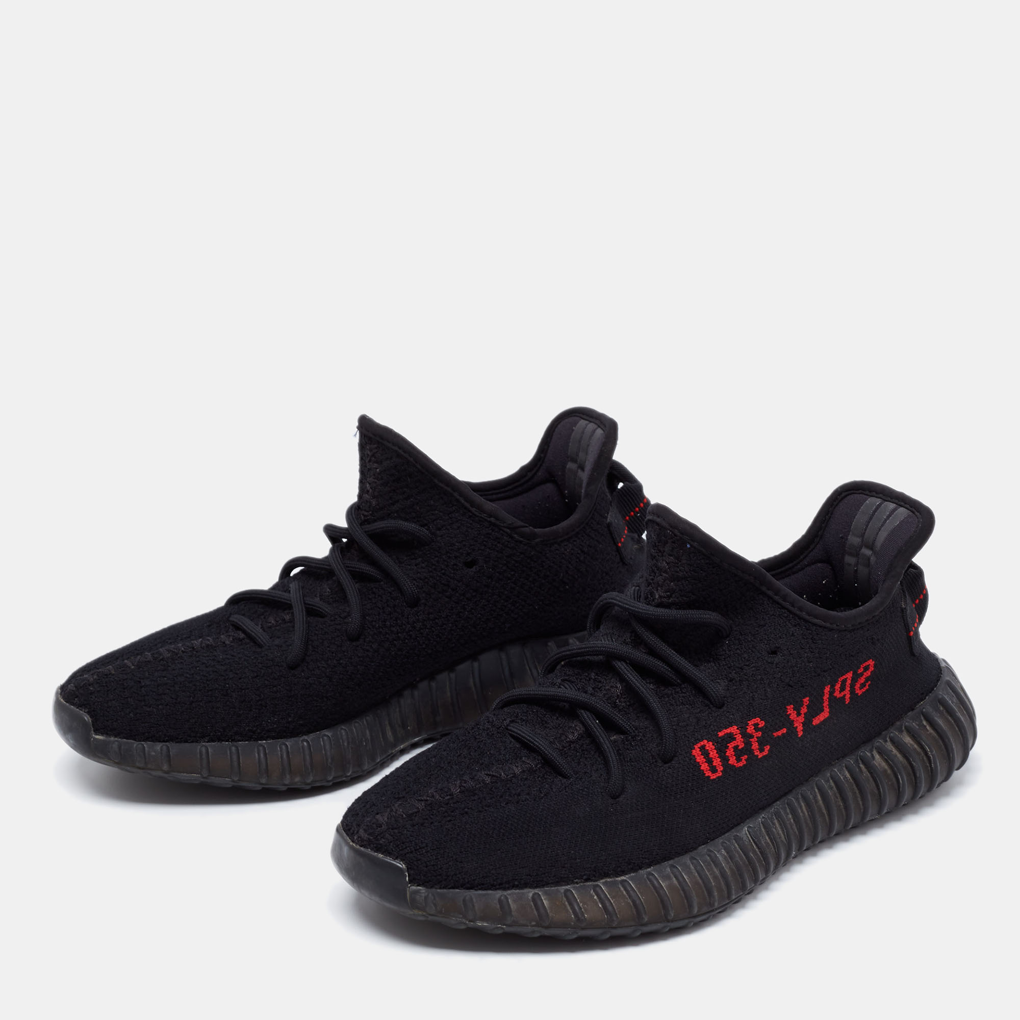 

Yeezy x Adidas Black/Red Knit Fabric Boost 350 V2 Low-Top Sneakers Size