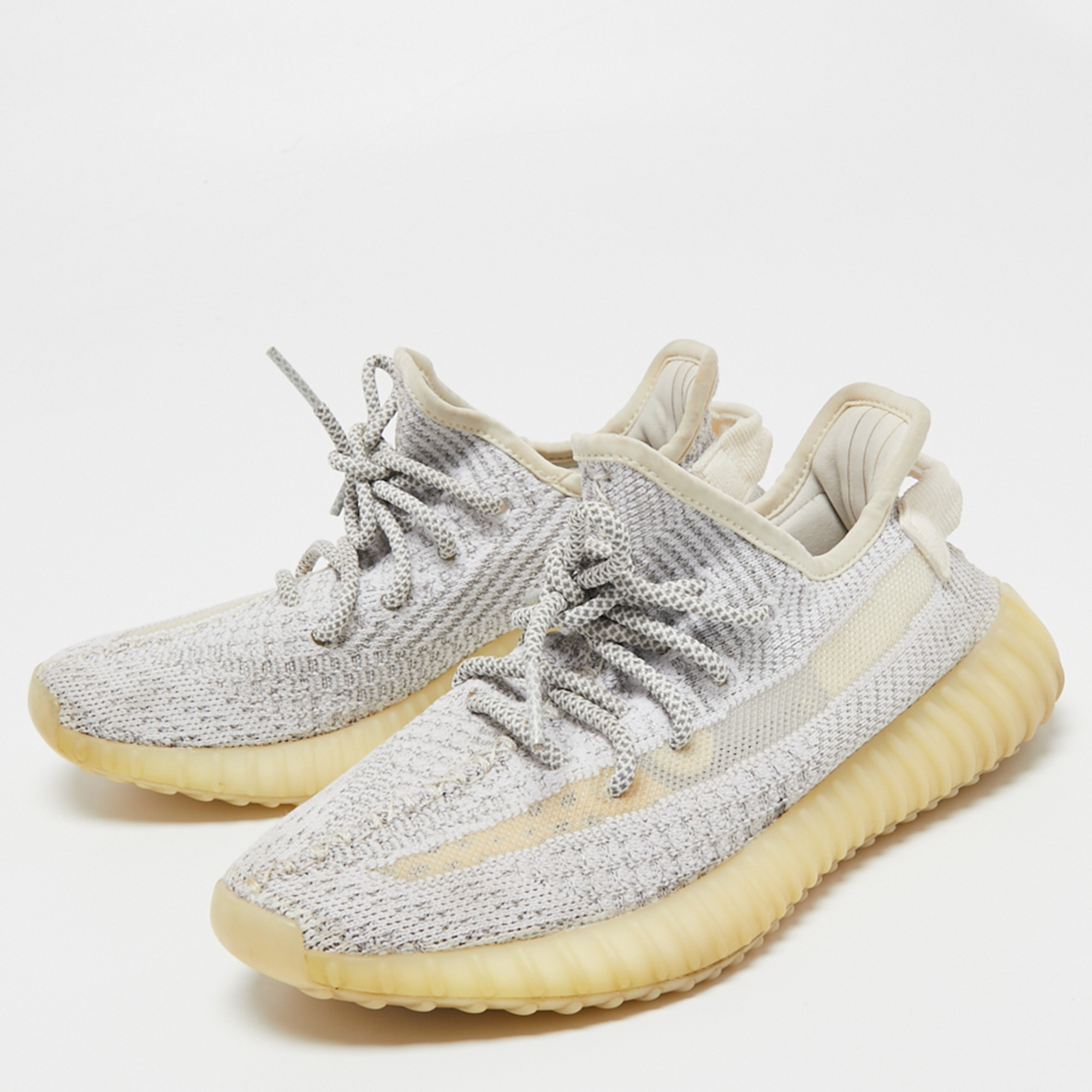 

Adidas Yeezy White Knit Fabric Boost 350 V2 Cloud (Non-Reflective) Sneakers Size 38 2/3, Grey