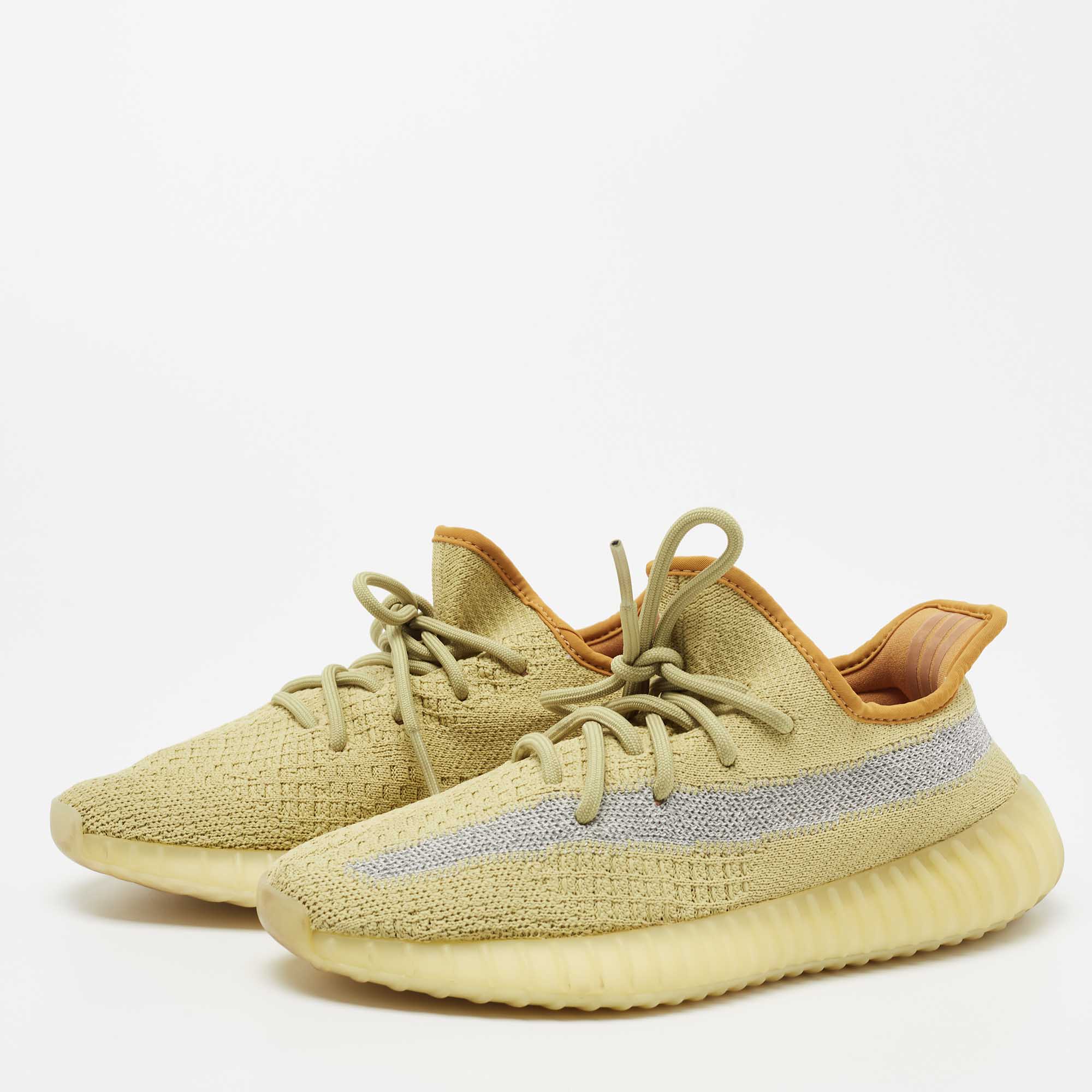 

Yeezy x Adidas Green Knit Fabric Boost 350 V2 Sneakers Size 38 2/3