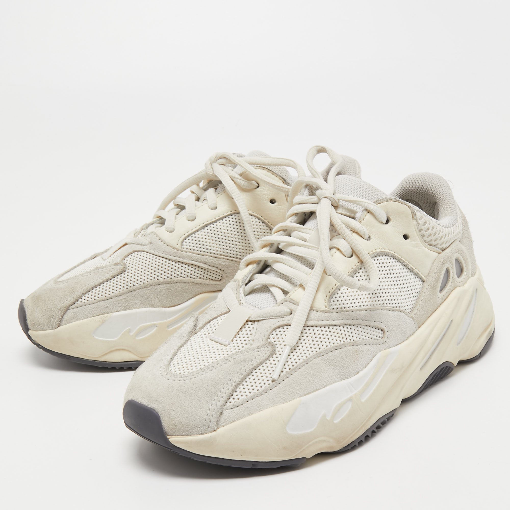 

Yeezy x Adidas White/Grey Suede and Leather Boost 700 Sneakers Size 38 2/3