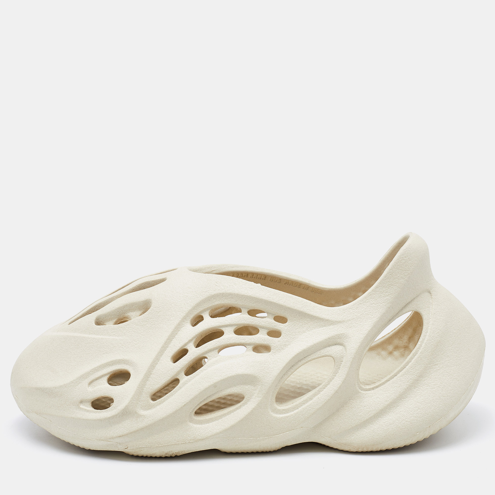 Yeezy x Adidas Off White Rubber Foam RNNR Ararat Sneakers Size 39