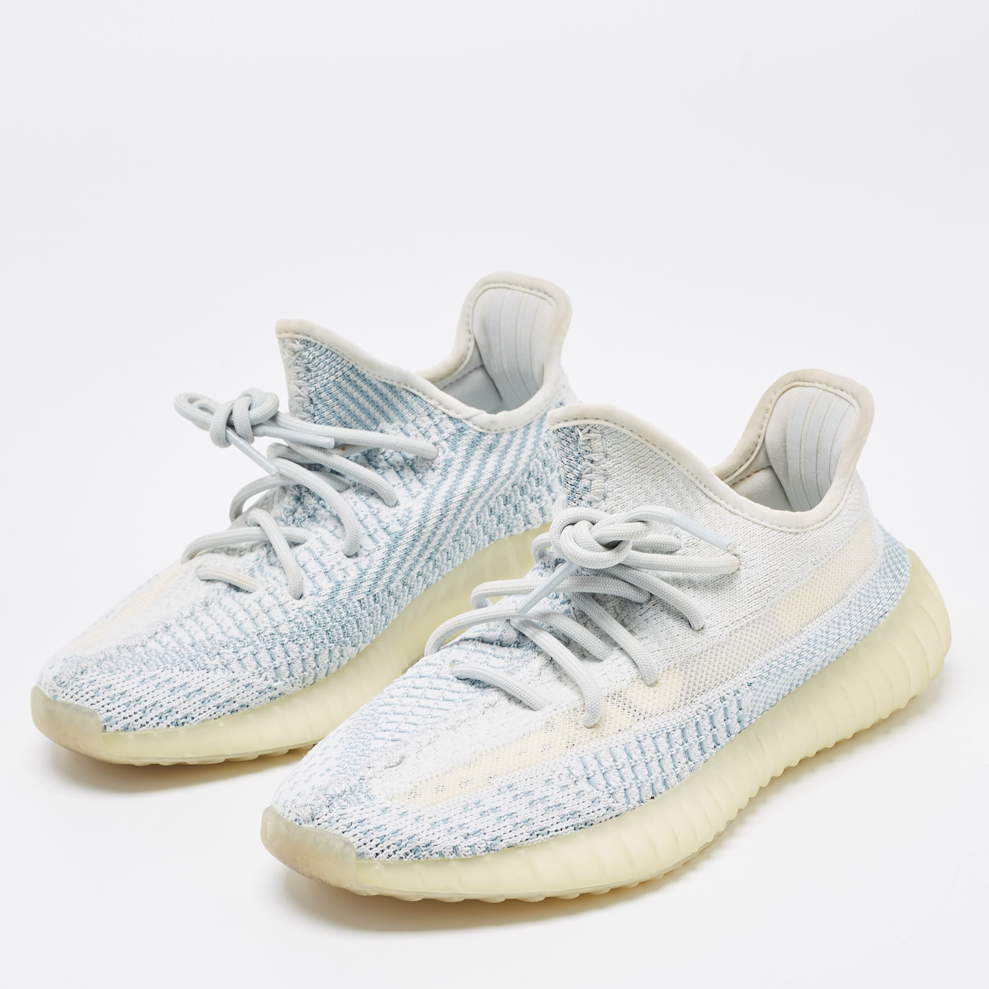 

Yeezy x Adidas Blue/White Knit Fabric Boost 350 V2 Cloud White Non-Reflective Sneakers Size  1/3