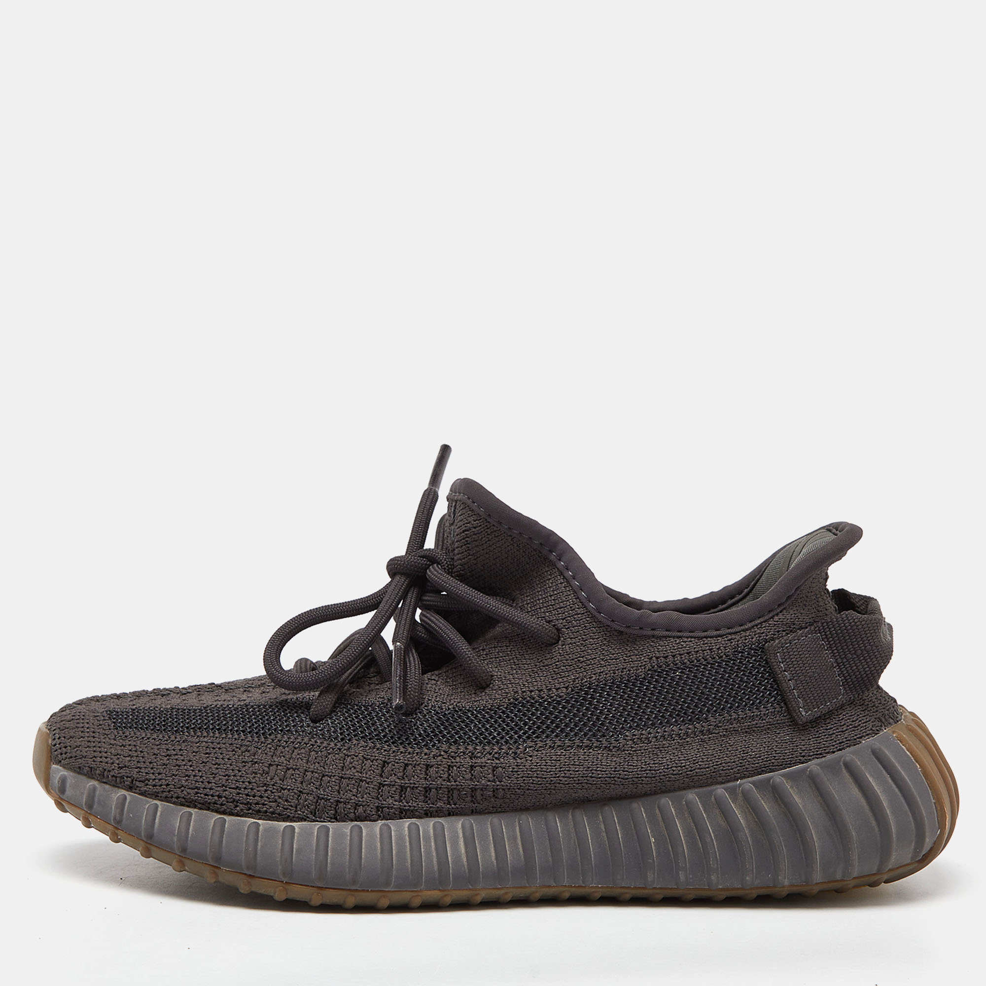 Coming in a classic silhouette these Yeezy x adidas sneakers are a seamless combination of luxury comfort and style. These sneakers are finished with signature details and comfortable insoles.