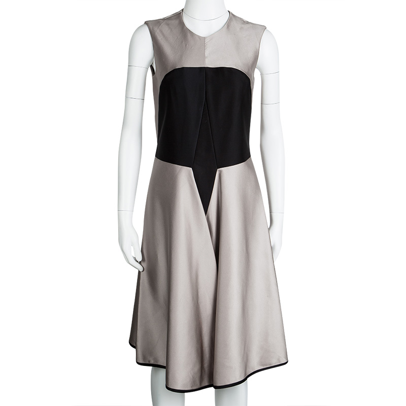 

Yves Saint Laurent Colorblock Silk Flared Bottom Sleeveless Dress, Grey