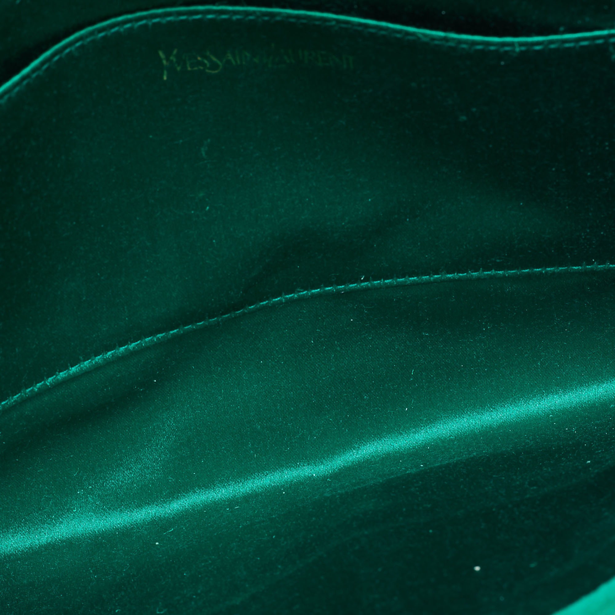 Yves Saint Laurent Green Patent Leather Belle De Jour Flap Clutch 