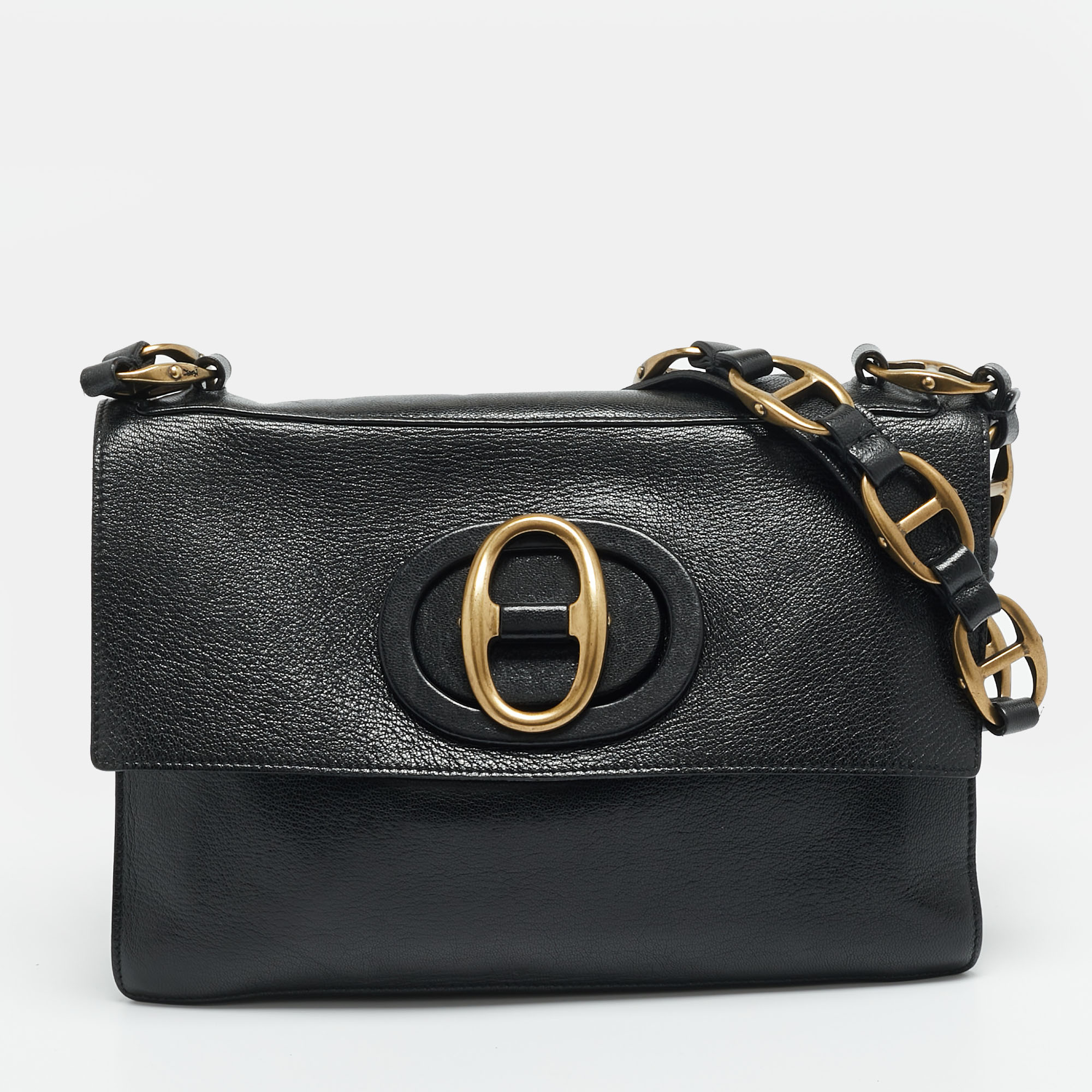 

Yves Saint Laurent Black Leather Flap Shoulder Bag