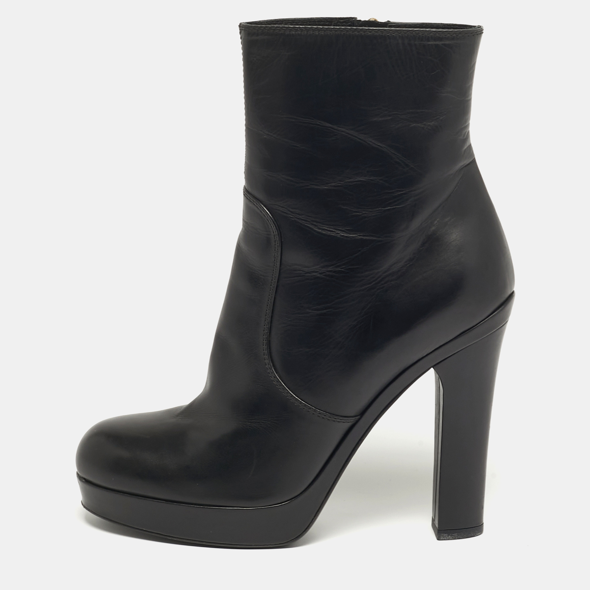 

Yves Saint Laurent Janis Size  Black Leather Ankle Boots