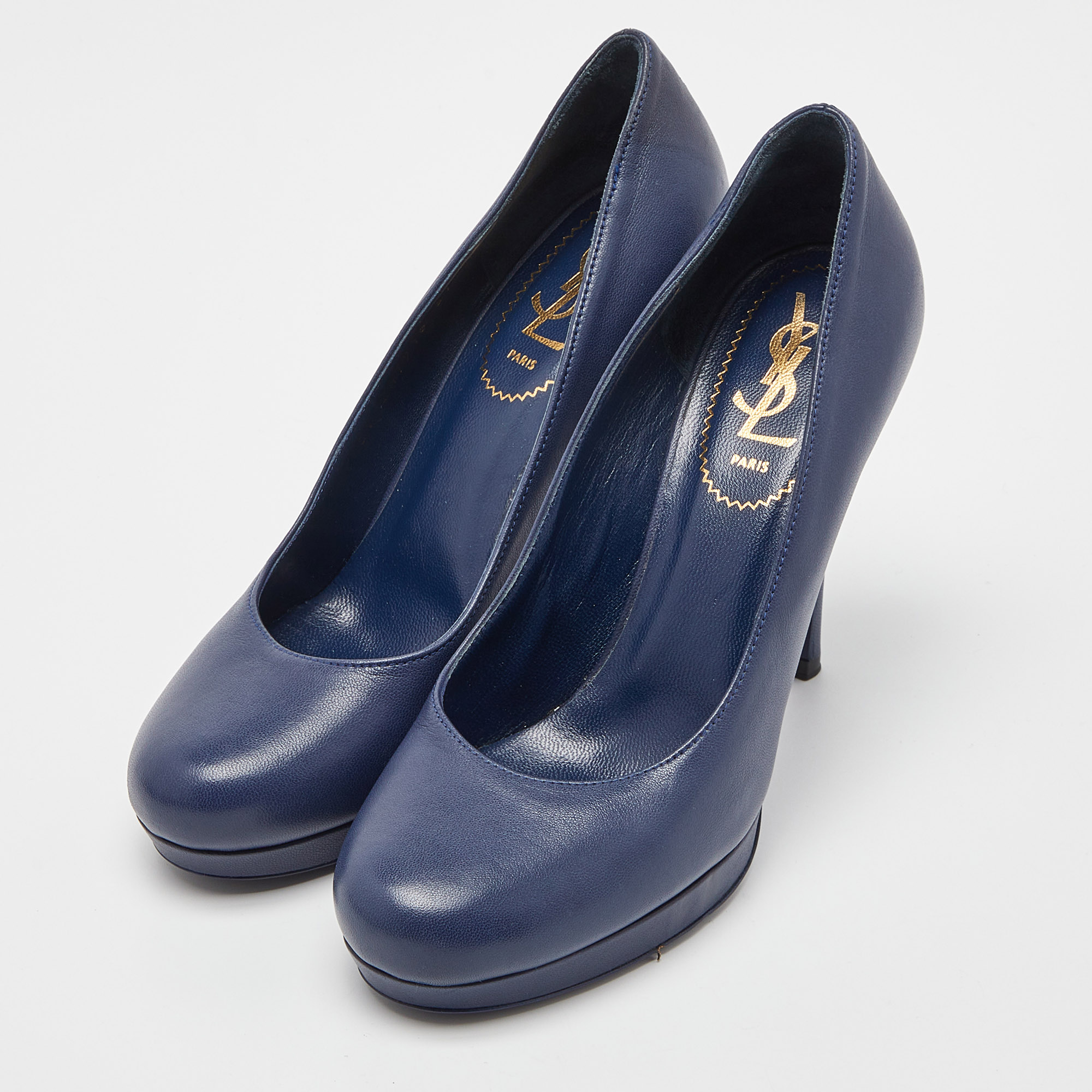 

Yves Saint Laurent Navy Blue Leather Platform Pumps Size