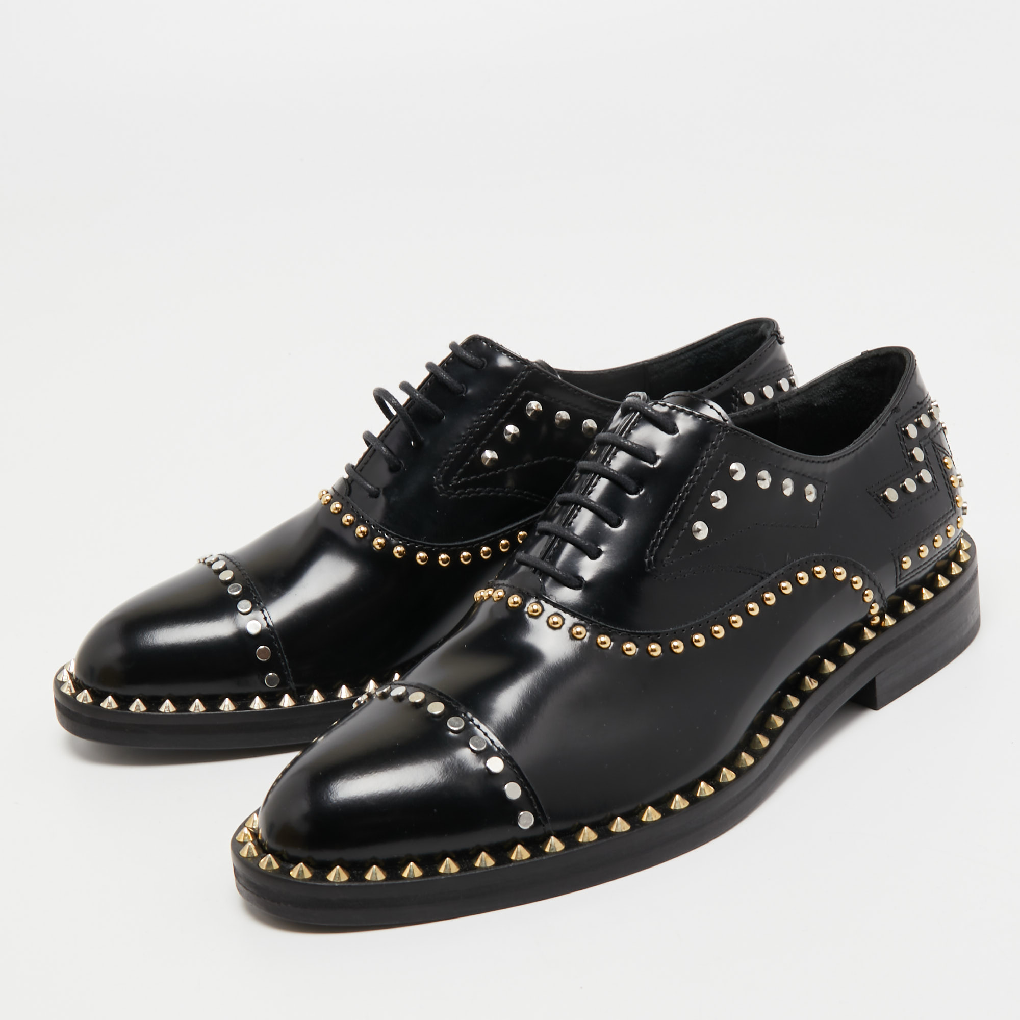 

Zadig and Voltaire Black Leather Studded Youth Clous Oxfords Size