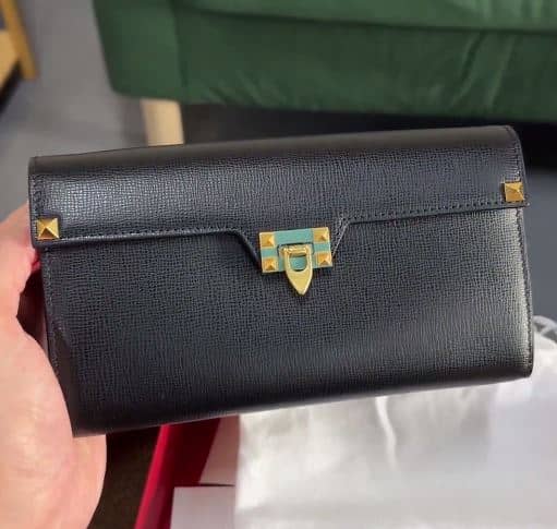 Valentino Black Leather Rockstud Alcove Wallet On Chain