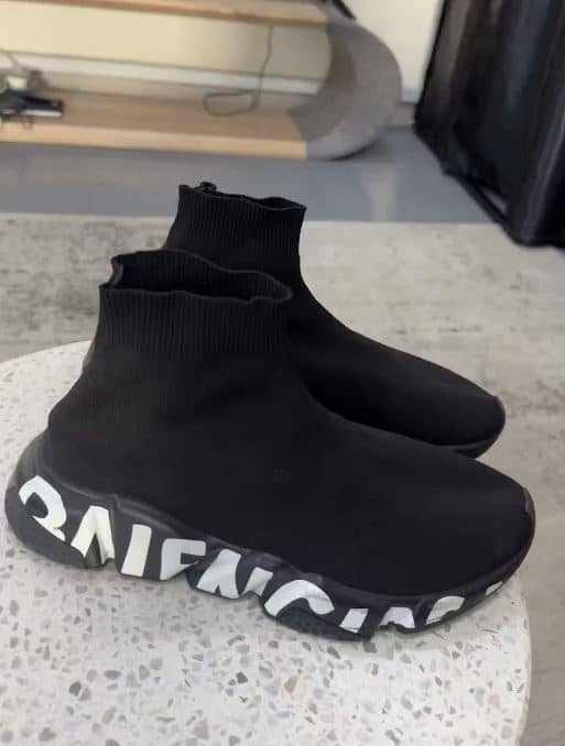 Balenciaga speed trainer model hotsell