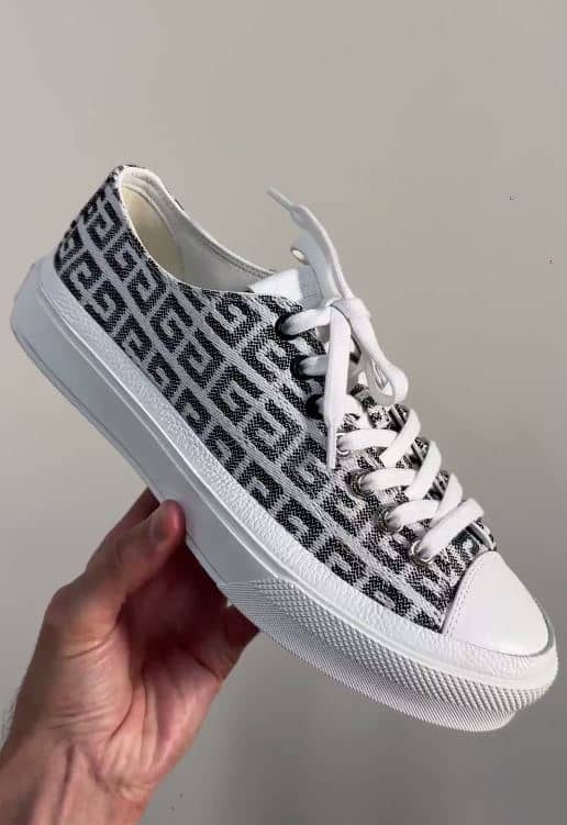 Givenchy White/Black Canvas City Lace Up Sneakers Size 39